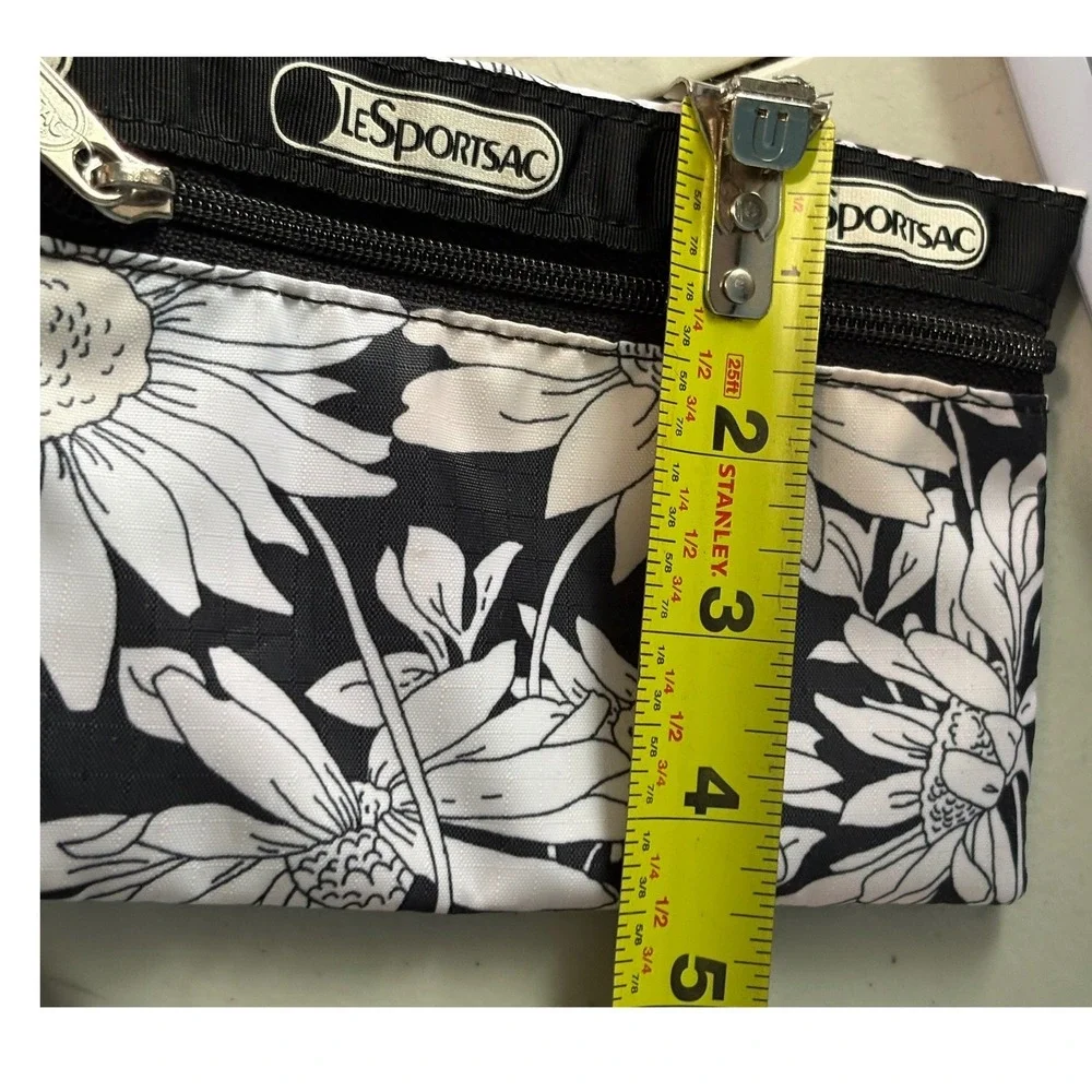 LeSportsac Pouch Floral Daisy Zippered Cosmetic Bag Womens Black White Wallet